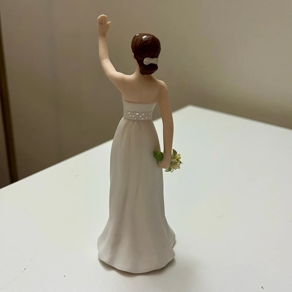 Bride and Groom Cake Topper